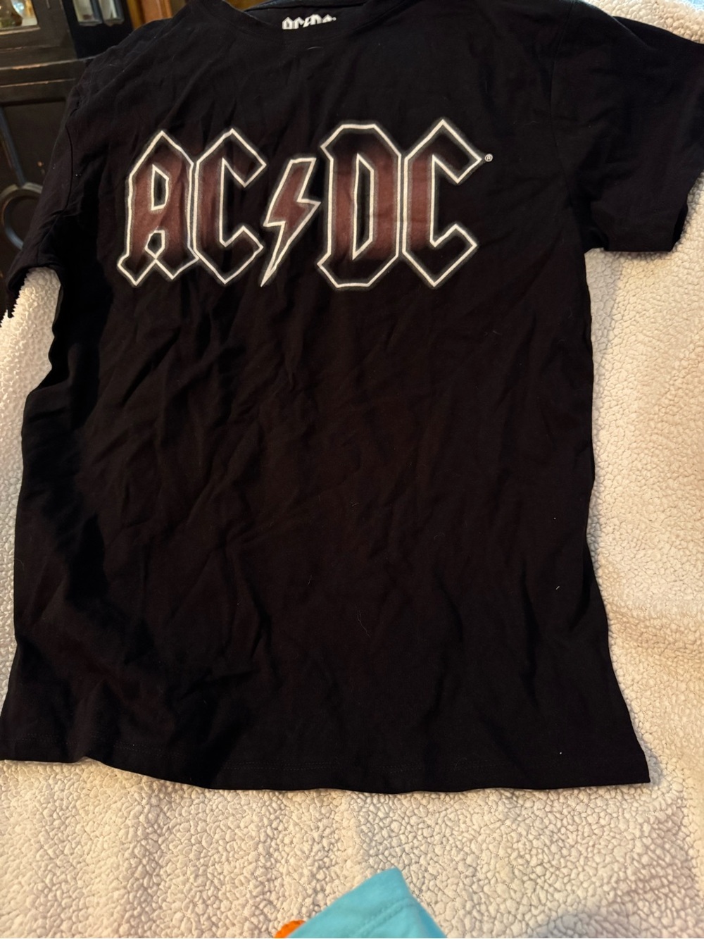 AC/DC Black Kids Short Sleeve Tee with Lightning Bolt Logo B4